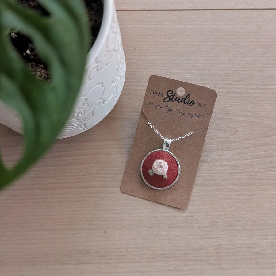 Handmade earrings collection hero image